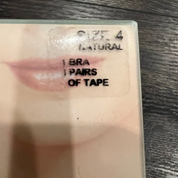 LaSenza strapless backless bra, size 4 38A 36B 34C 32D cup - Picture 3 of 8